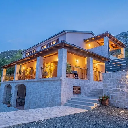 别墅 Traditional Poolside Surrounded By Nature In Tribalj Tribalj (Primorsko-Goranska)